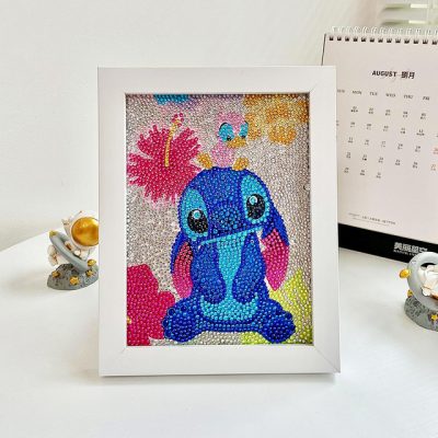 Barn tavla inkl ram Stitch med anka 15x20cm