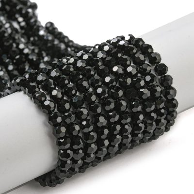 G013 glaspärla fasetterad rund 4mm svart