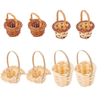 M05 miniatyr flätade korgar 8-pack