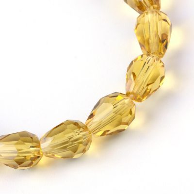 P159 glaspärla droppform goldenrod 8x6mm